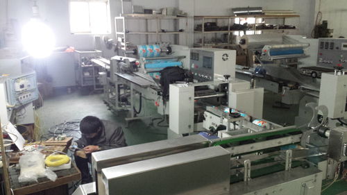 誠信鑄就品質(zhì)，專業(yè)成就未來——青微衛(wèi)生紙包裝機(jī)械廠家的設(shè)備與服務(wù)